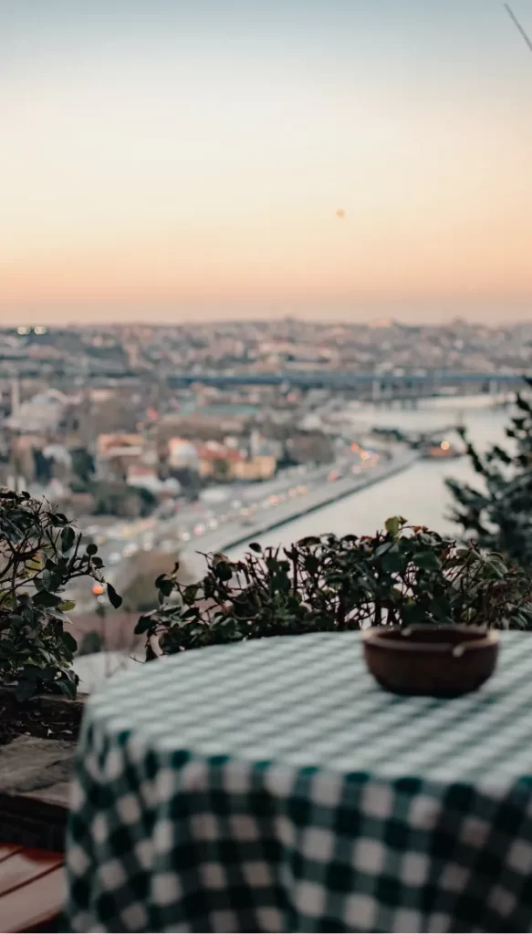 Exterior del restaurante Felicità con vistas